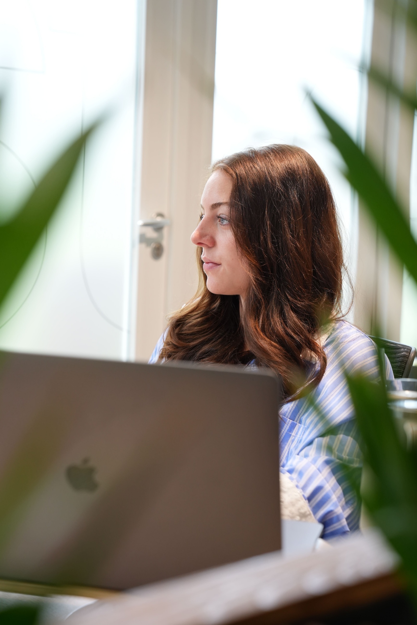 Collega van Boost Online aan het werk